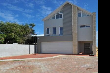 Mandurah Beach House